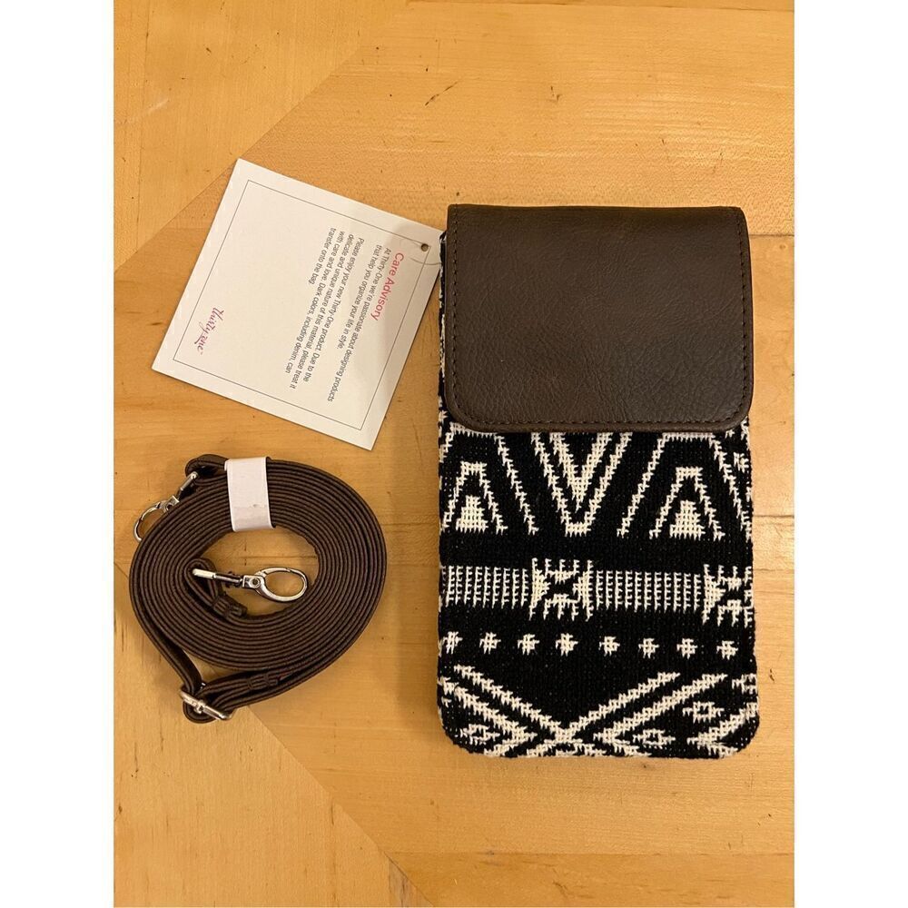 New! Thirty One Black White Brown Call Me Crossbody Rio Weave Phone Bag